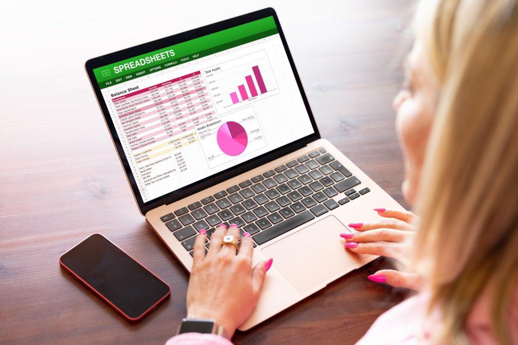 image showing how to Replace excel with real time production tracking & cloud based manufacturing systems